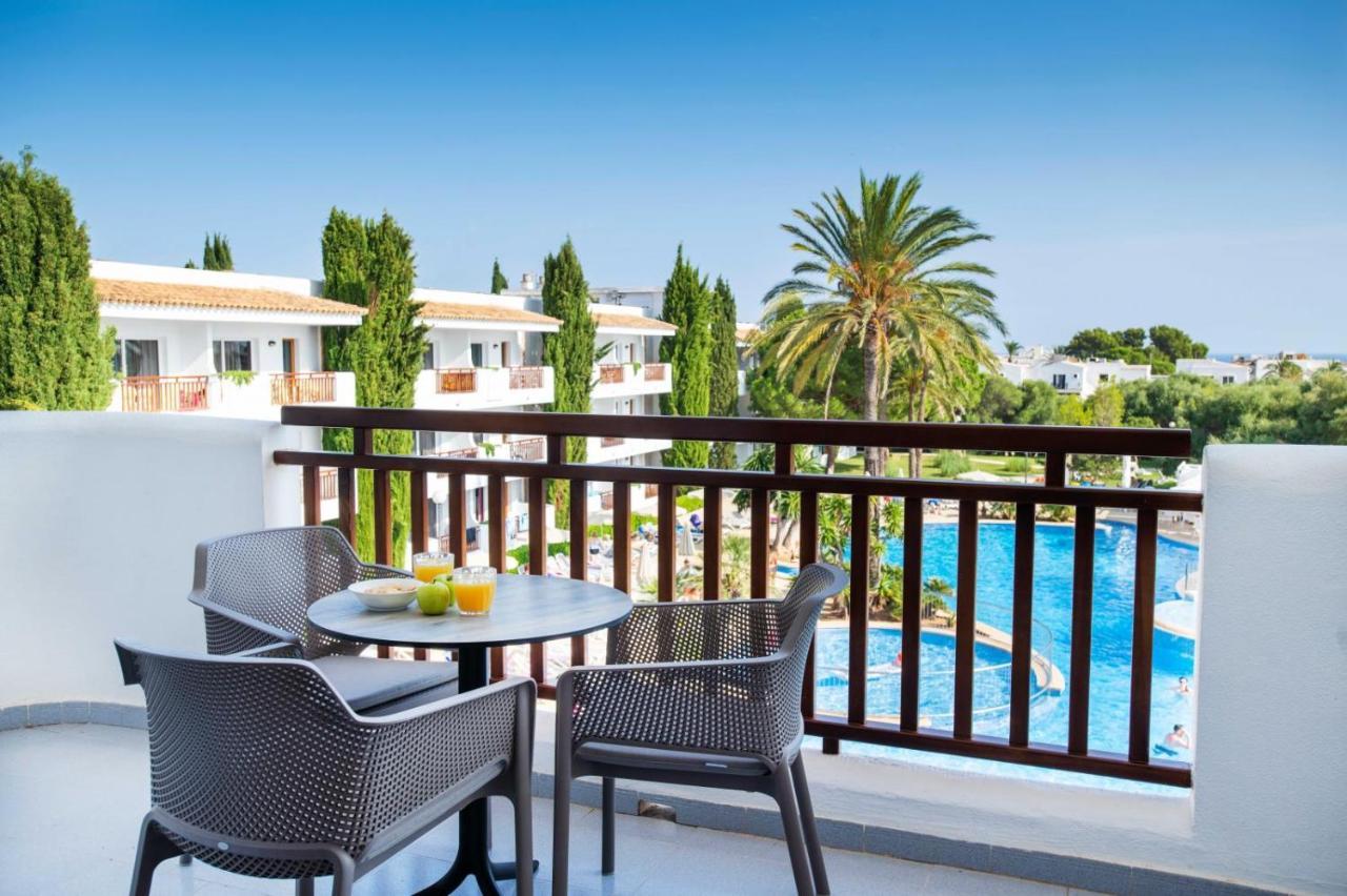 Apartamento de 2 dormitorios con vistas a la piscina